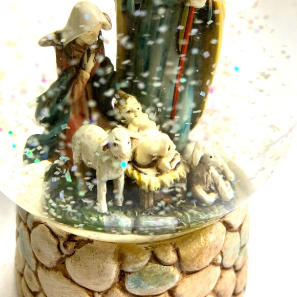 Nativity Action Snow Glitter Globe Christmas Holiday Birth Of Jesus by Rite Aid - Picture 4 of 12